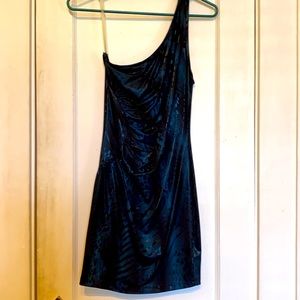 Forever 21 Women’s Small One Shoulder mini dress